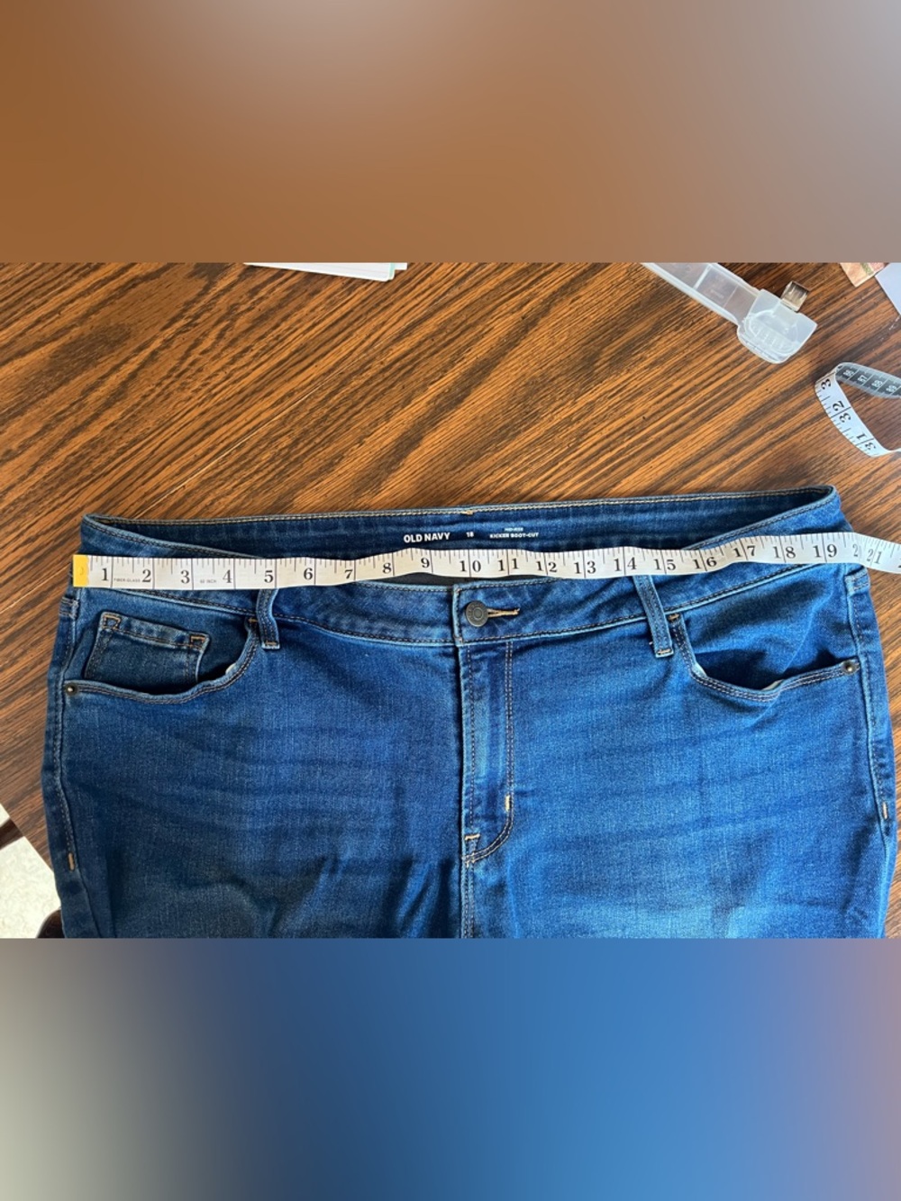 Old Navy Women’s Blue Bootcut Jeans Mid-Rise - Picture 4 of 5